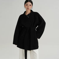 ベルト付きミッドレングスウールコート 