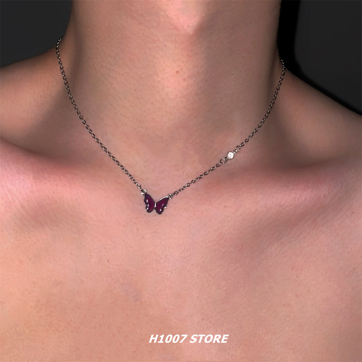 Collier de clavicule en acier titane papillon 