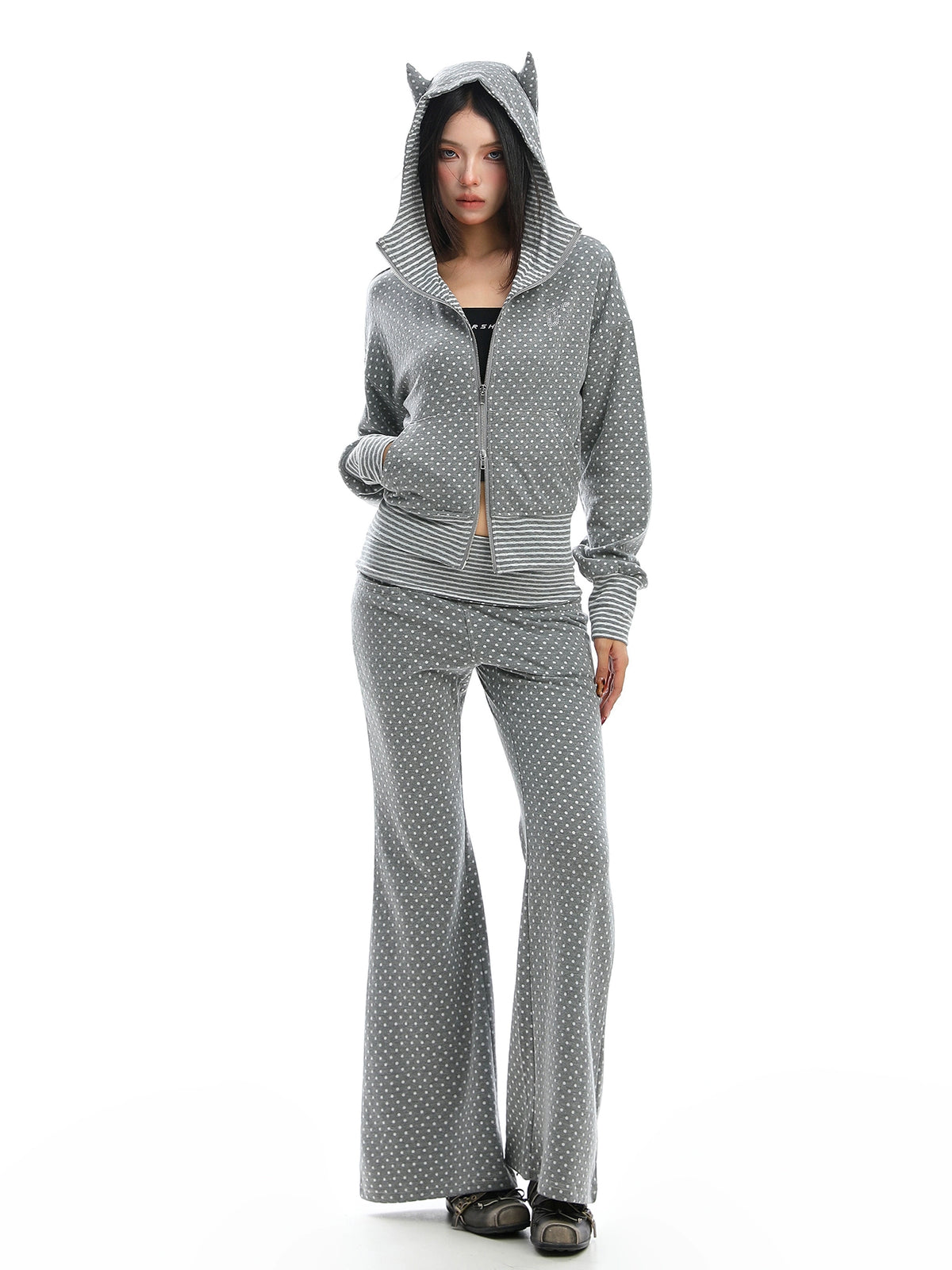 undefined,5893452468887,5893452468888,5893452468889